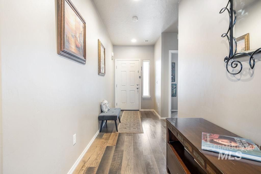 Photo of 123 S Concourse Ave, Caldwell, ID 83605 (MLS # 98968127)