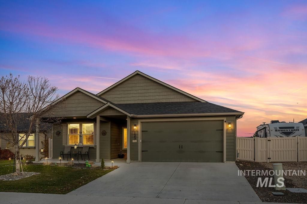 Photo of 123 S Concourse Ave, Caldwell, ID 83605 (MLS # 98968127)