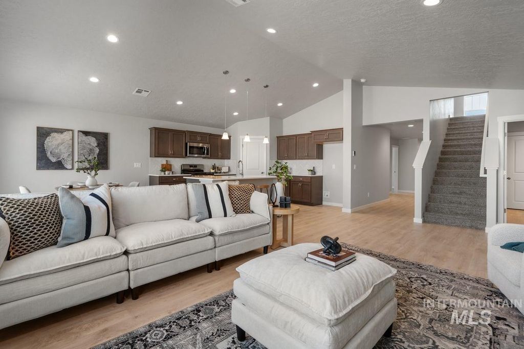 Photo of 11314 W Tutor St, Nampa, ID 83651 (MLS # 98976771)