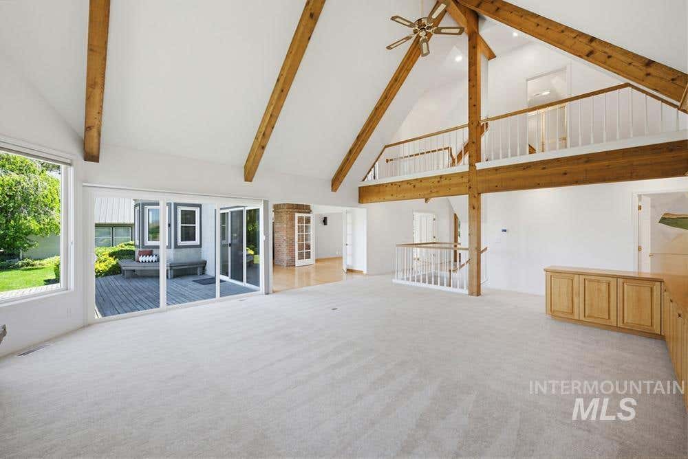 Photo of 10320 W Whispering Cliffs Dr, Boise, ID 83704 (MLS # 98987741)