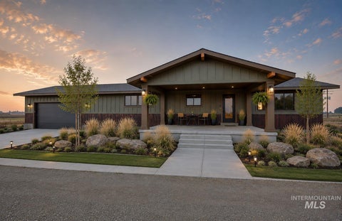 Photo of 427 E 300 N, Rupert, ID 83350 (MLS # 98996716)
