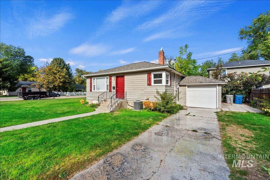 Photo of 1104 E Dewey Avenue, Nampa, ID 83686 (MLS # 98997565)