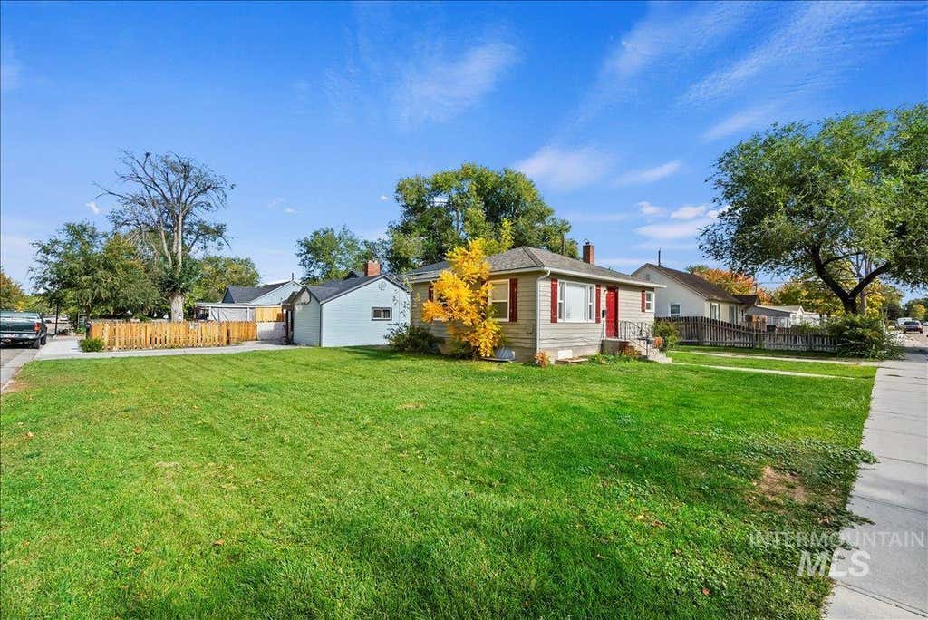 Photo of 1104 E Dewey Avenue, Nampa, ID 83686 (MLS # 98997565)