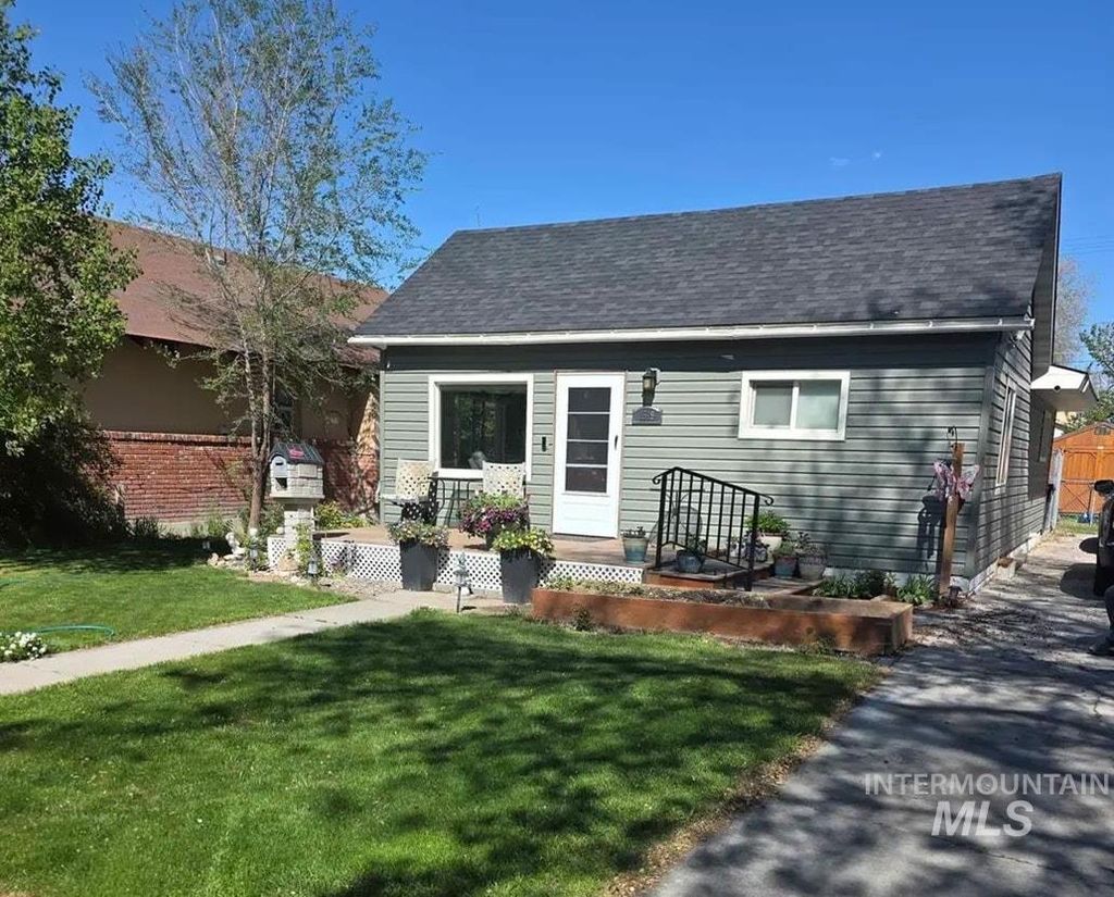 Photo of 1519 Miller Ave, Burley, ID 83318 (MLS # 98985801)