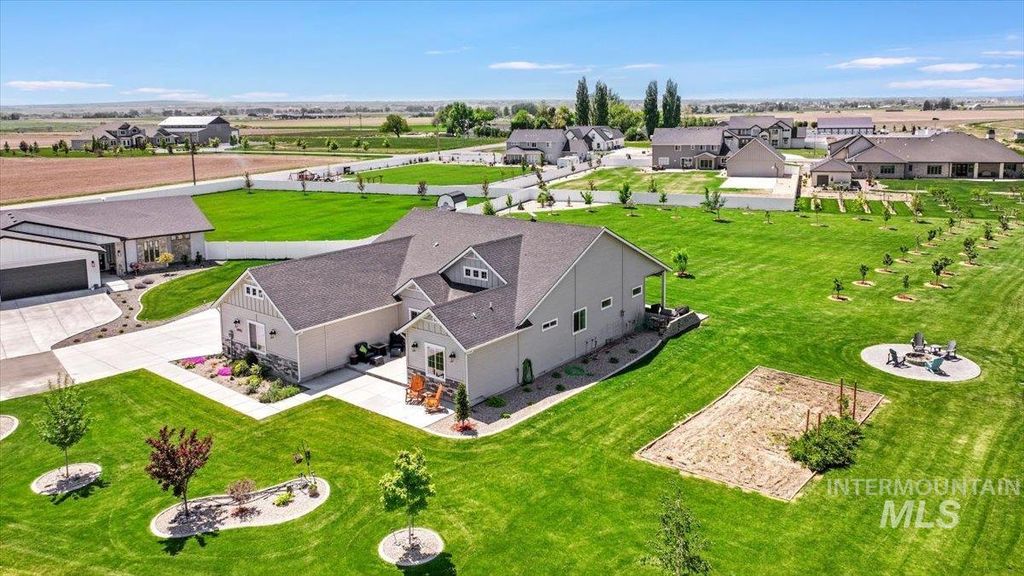 Photo of 3492 E 3600 N, Kimberly, ID 83341 (MLS # 98973908)