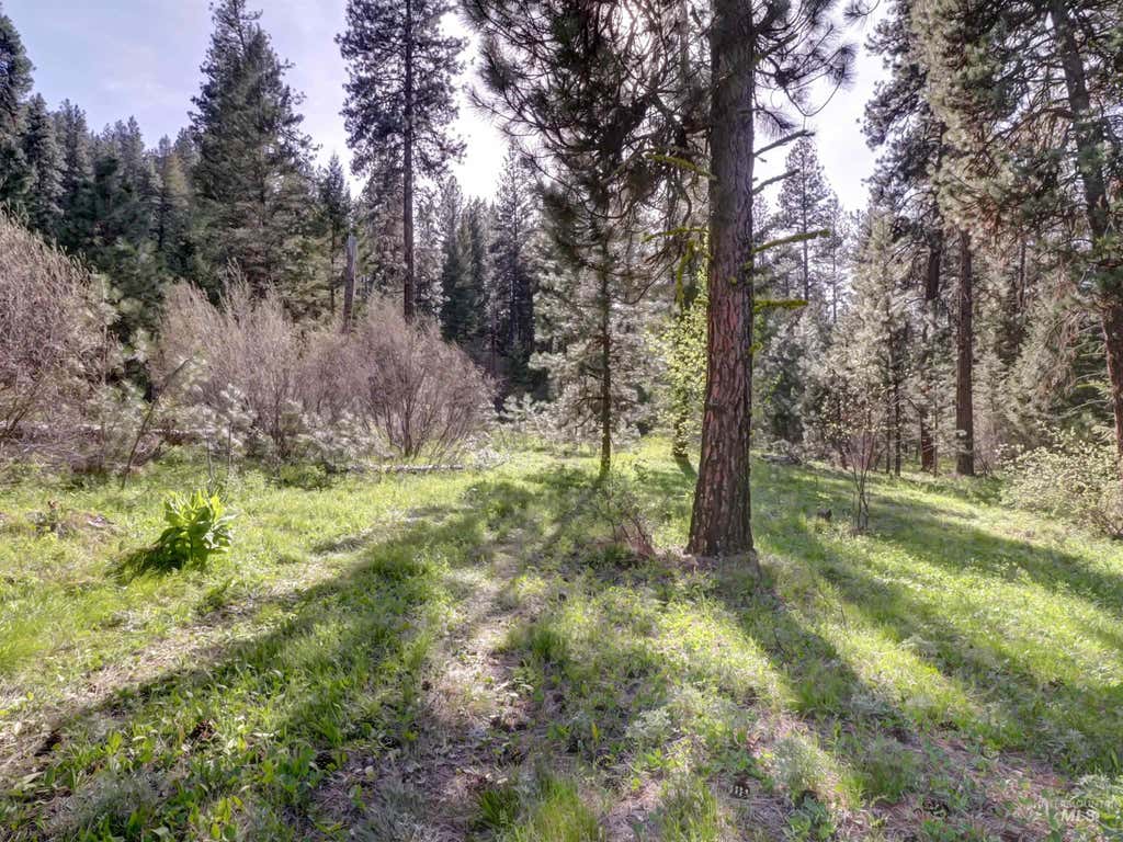 Photo of 0 Golden Trails, Boise, ID 83716 (MLS # 98989776)