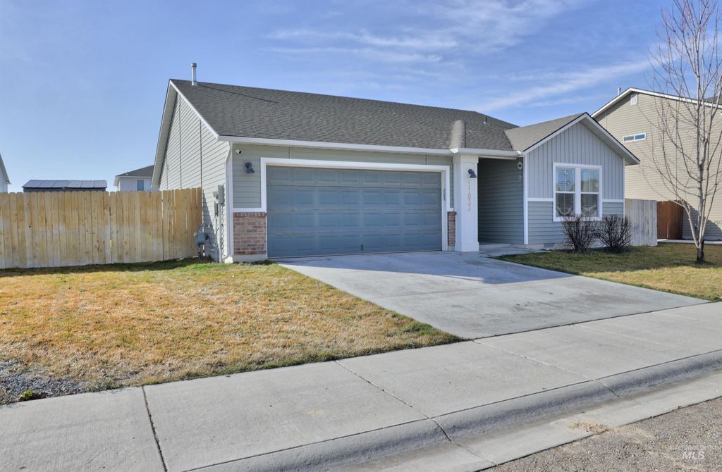 Photo of 11833 Montpelier St, Caldwell, ID 83607 (MLS # 98976690)