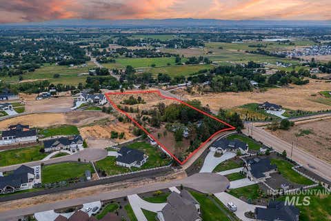 Photo of 24096 Lansing Ln, Middleton, ID 83644 (MLS # 98998238)