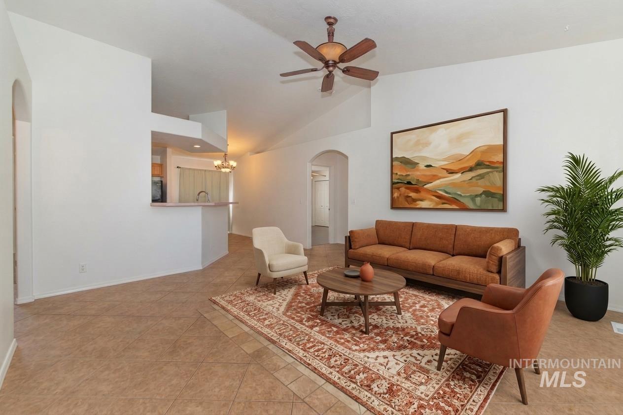 2107 W Habitat