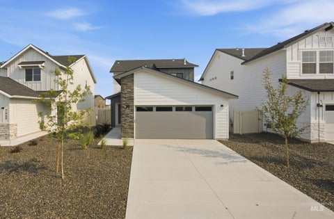 Photo of 7434 W Trumbull Ct, Eagle, ID 83616 (MLS # 98991816)
