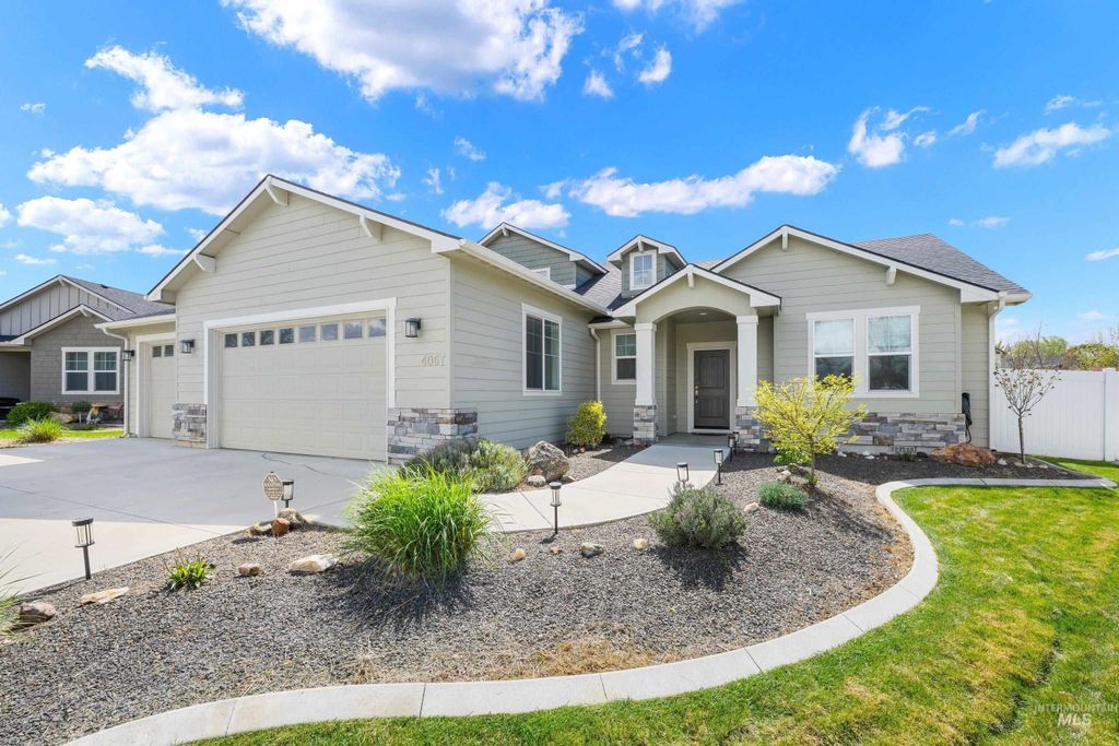Photo of 4067 Whistling Heights Way, Nampa, ID 83687 (MLS # 98982255)