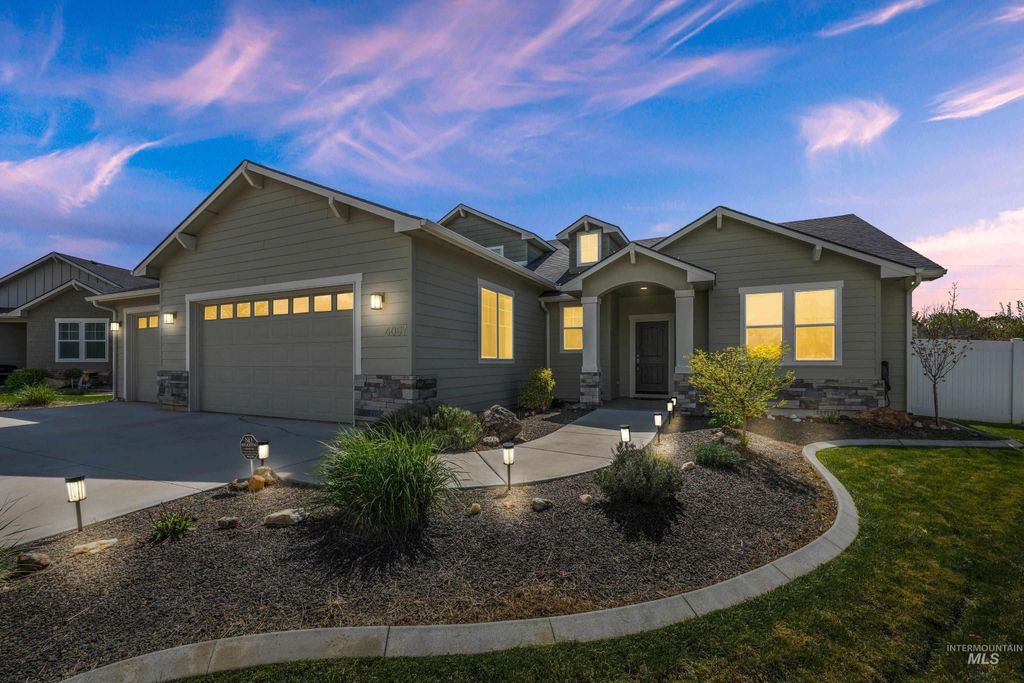 Photo of 4067 Whistling Heights Way, Nampa, ID 83687 (MLS # 98982255)