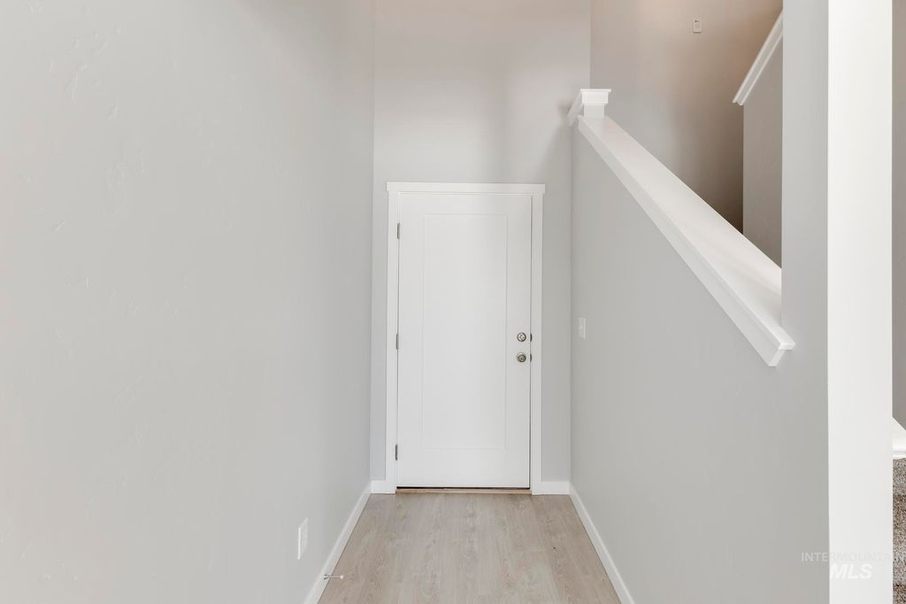 Photo of 121 Caribou St, Horseshoe Bend, ID 83629 (MLS # 98962445)