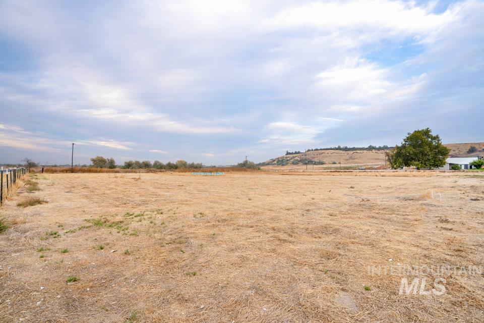 TBD Finley Rd