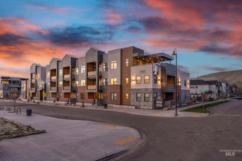 Photo of 4430 E Haystack St #210, Boise, ID 83716 (MLS # 98994785)