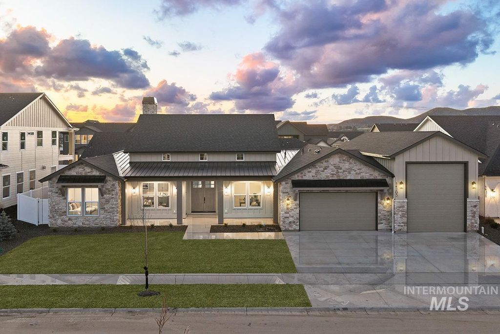 Photo of 14293 N Hornbill Way, Boise, ID 83714 (MLS # 98978347)