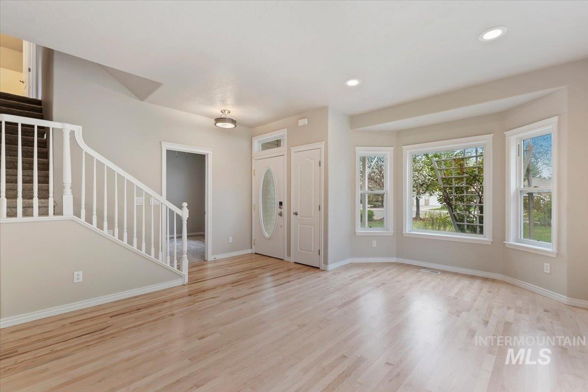 3077 S Grimes Creek Ave