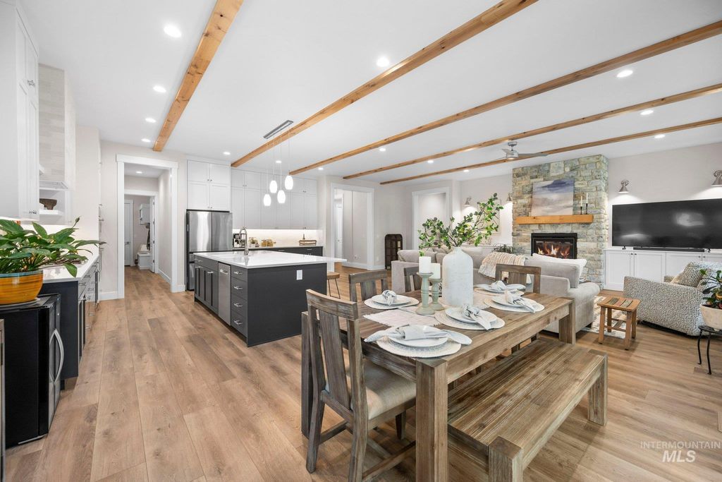 Photo of 6334 Chateau Ct, Star, ID 83669 (MLS # 98975348)