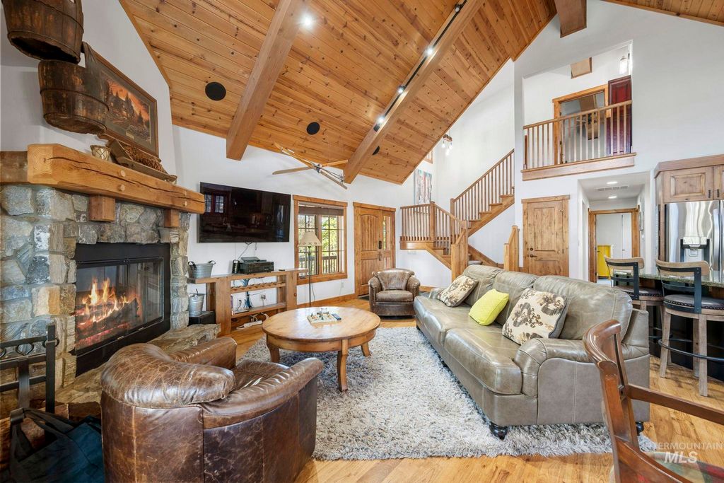 Photo of 20 Francois Court, Donnelly, ID 83615 (MLS # 98943299)