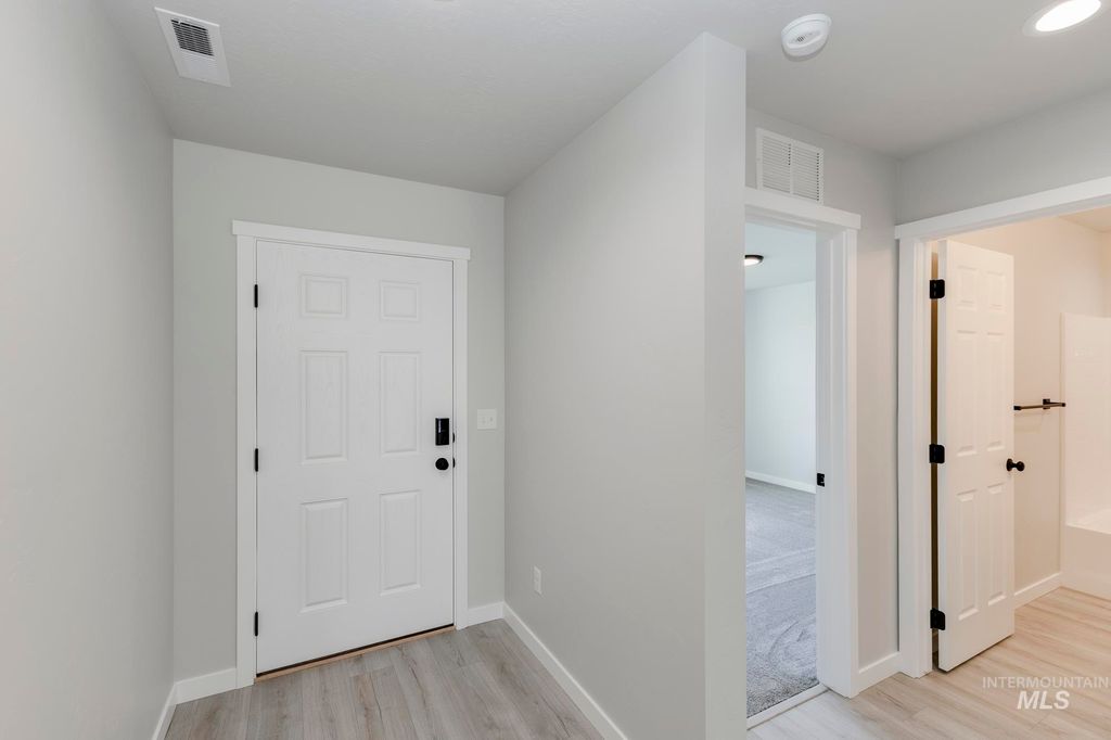 Photo of 1603 Long Pond St, Middleton, ID 83644 (MLS # 98970091)