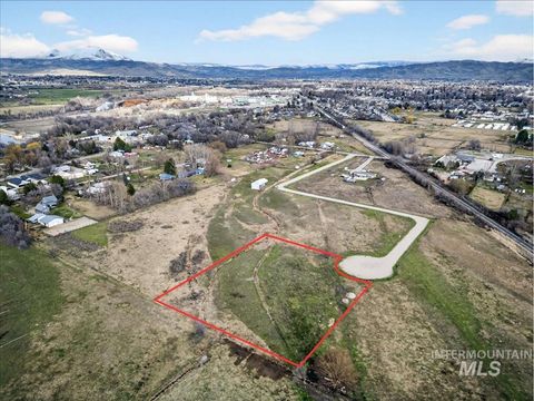 Photo of 1530 Strum Lane, Emmett, ID 83617 (MLS # 98976118)