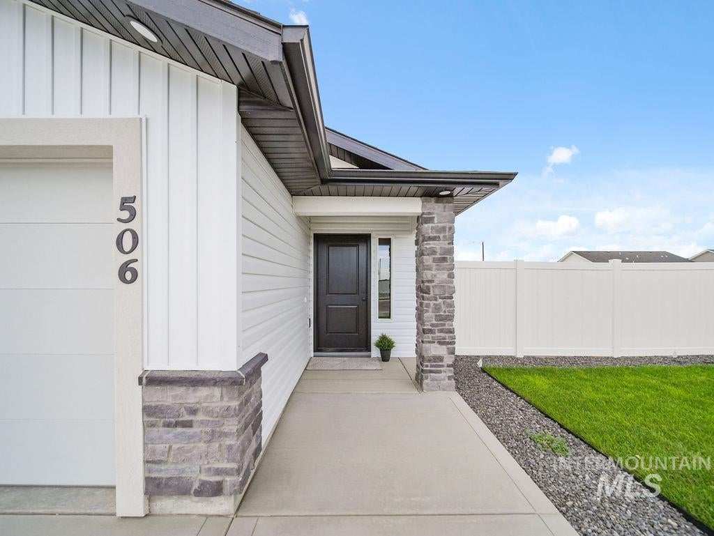 Photo of 506 Durango Rd, Twin Falls, ID 83301 (MLS # 98998847)