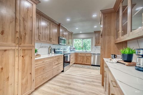 Photo of 3131 Fuller Rd, Emmett, ID 83617 (MLS # 98946636)