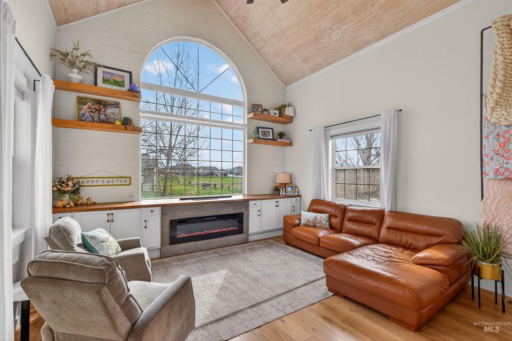 Photo of 6598 Cougar Ridge Road, Lewiston, ID 83501 (MLS # 98980081)