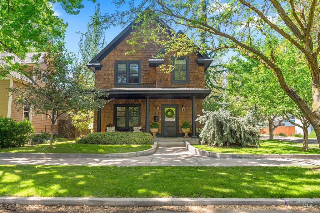 Photo of 1319 N 6th Street, Boise, ID 83702 (MLS # 98985915)