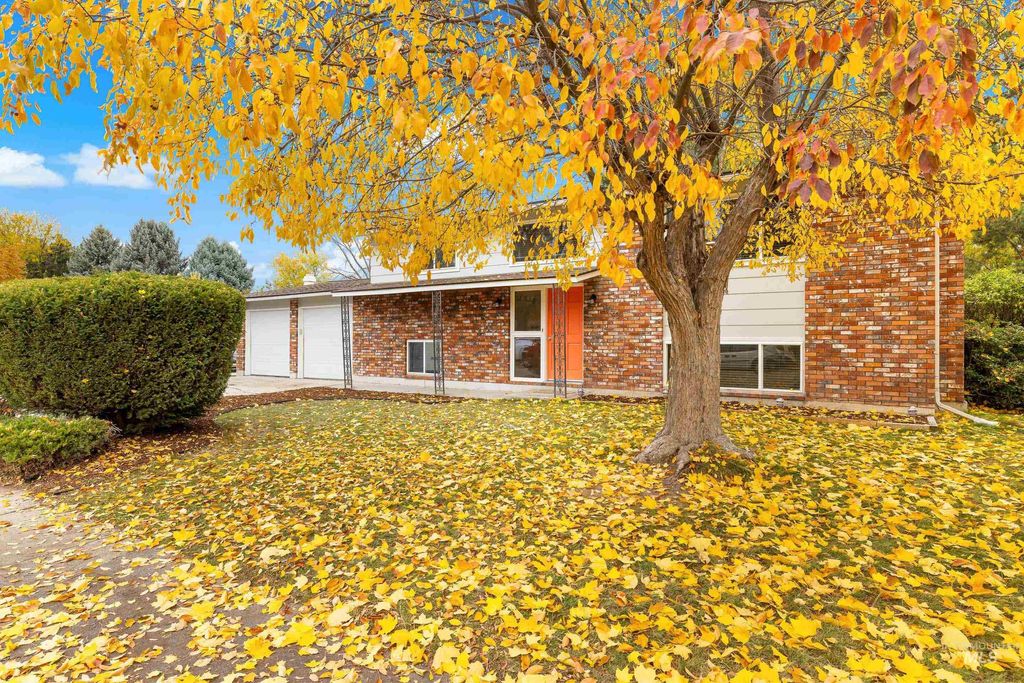 Photo of 4190 N Stratford Dr, Boise, ID 83704 (MLS # 98966991)