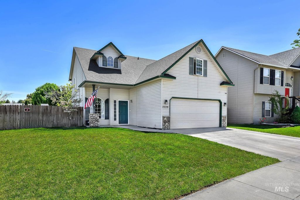 Photo of 7729 Prism Ct, Nampa, ID 83687 (MLS # 98987823)