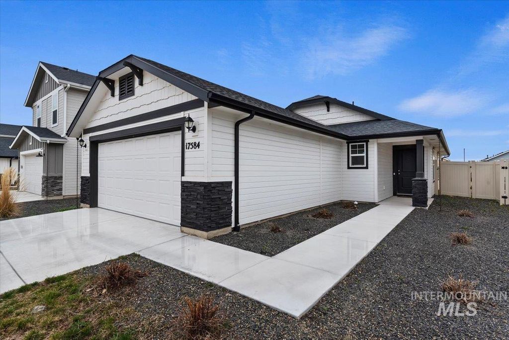Photo of 17584 Barefoot Ridge Way, Nampa, ID 83687 (MLS # 98978629)