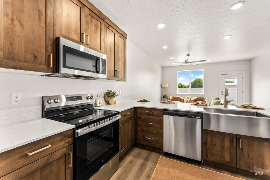 Photo of 2371 S Bayne Lane, Nampa, ID 83686 (MLS # 99004137)