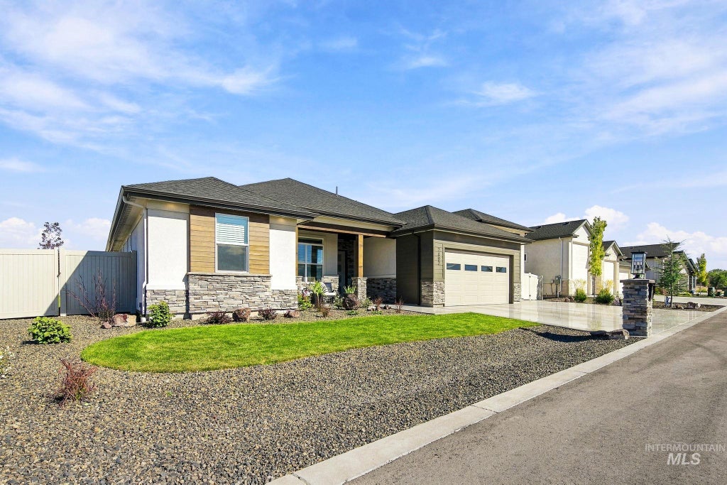 Photo of 7492 E Newcastle Dr, Nampa, ID 83687 (MLS # 99003850)