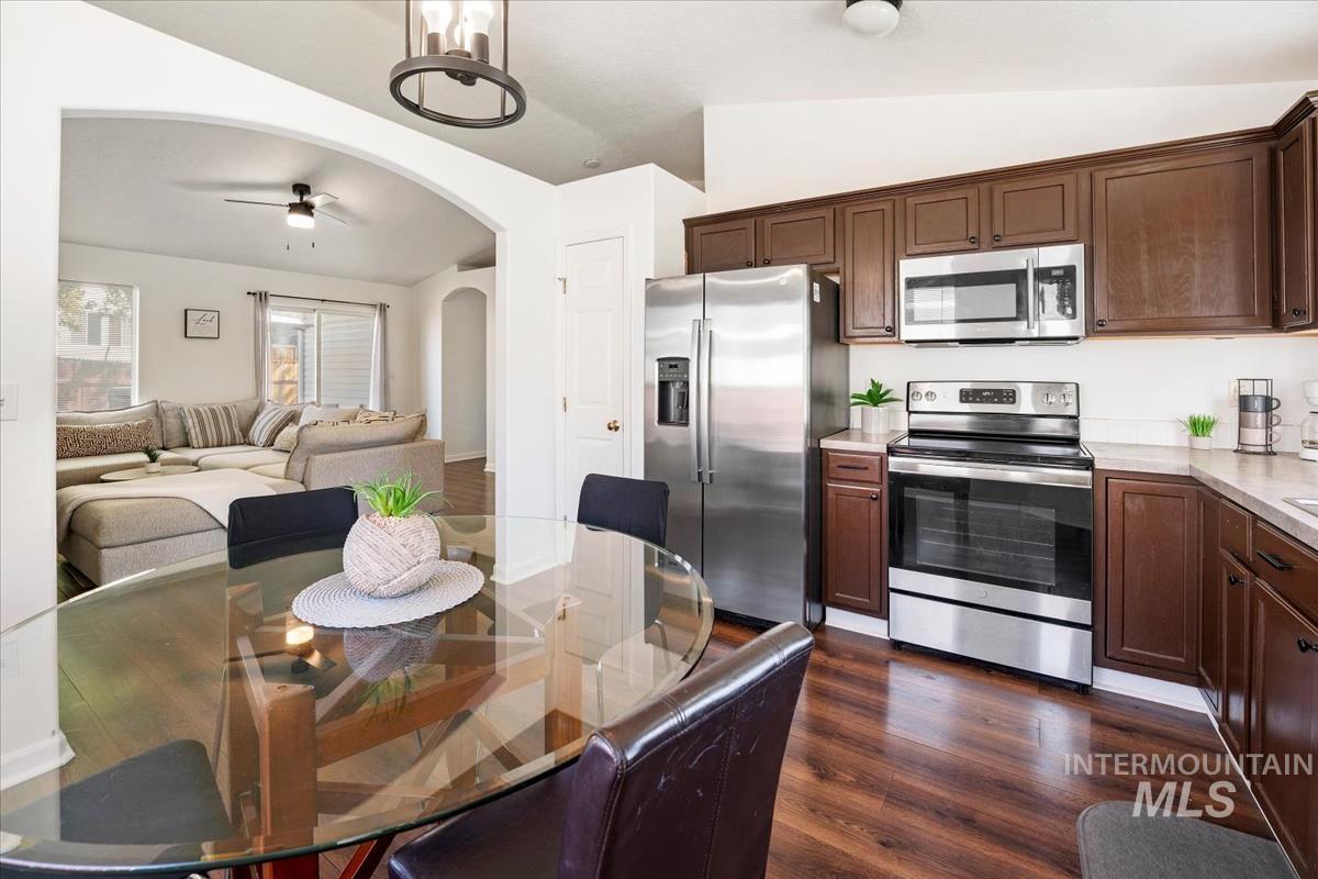 1916 W Havenwood Ave