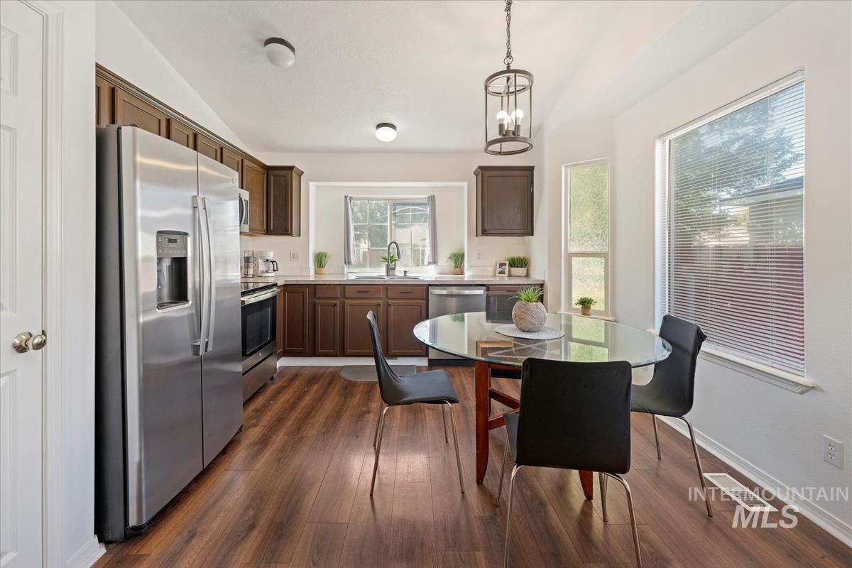 1916 W Havenwood Ave