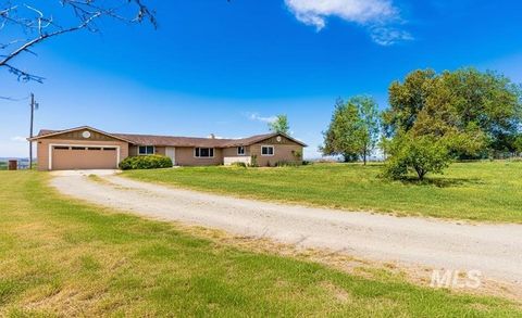 Photo of 3915 E 1st Lane, Parma, ID 83660 (MLS # 98957527)