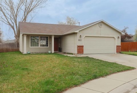 611 Chadham Ct Fruitland ID 83619