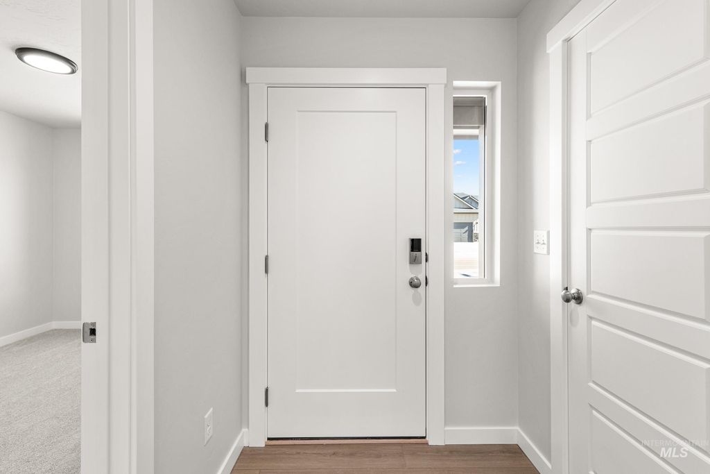 Photo of 17763 N Hugh Glass Way, Nampa, ID 83687 (MLS # 98976263)