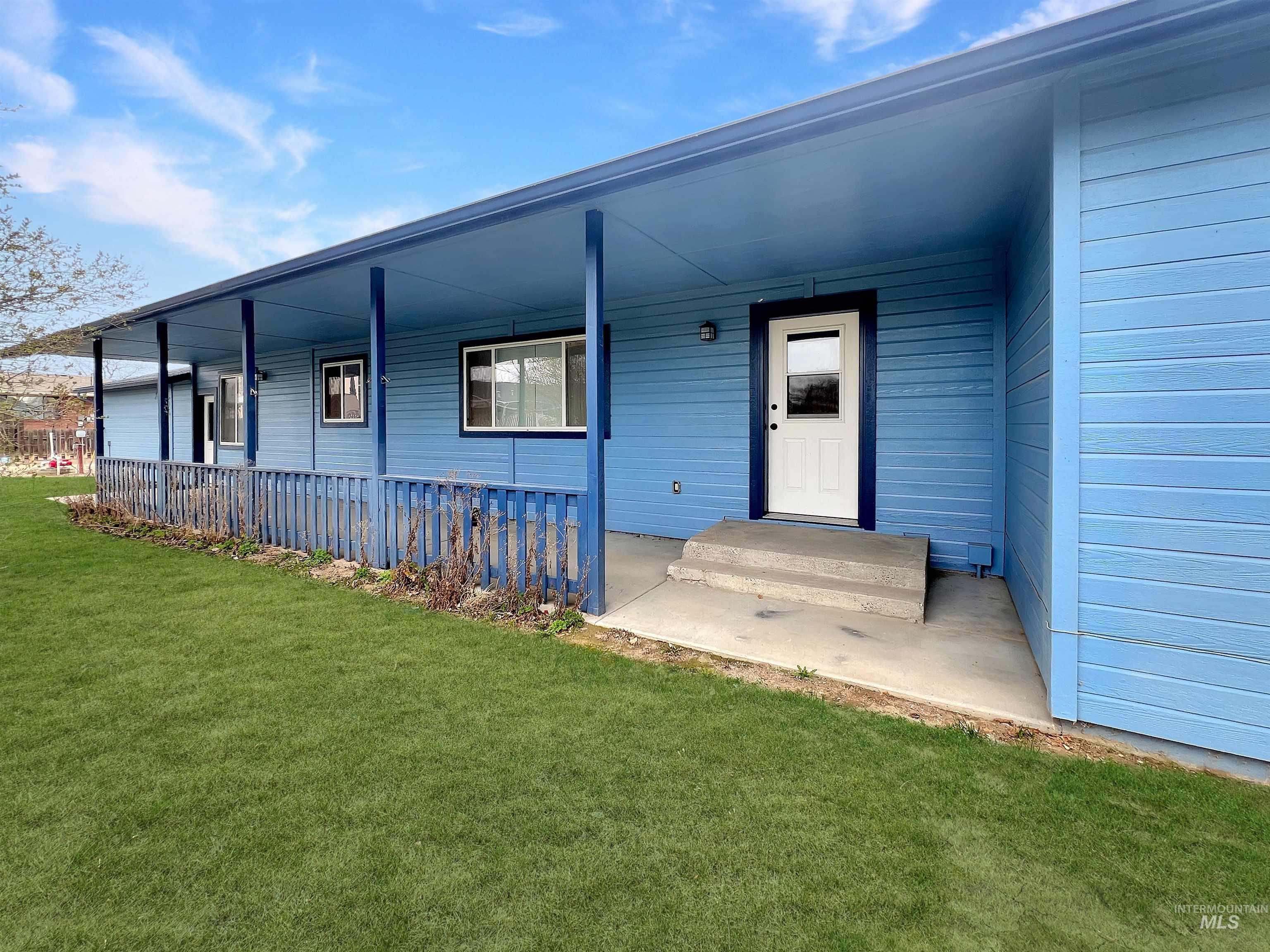 Ontario, Oregon 97914, United States, 2 Bedrooms Bedrooms, ,2 BathroomsBathrooms,Residential,Active,98650