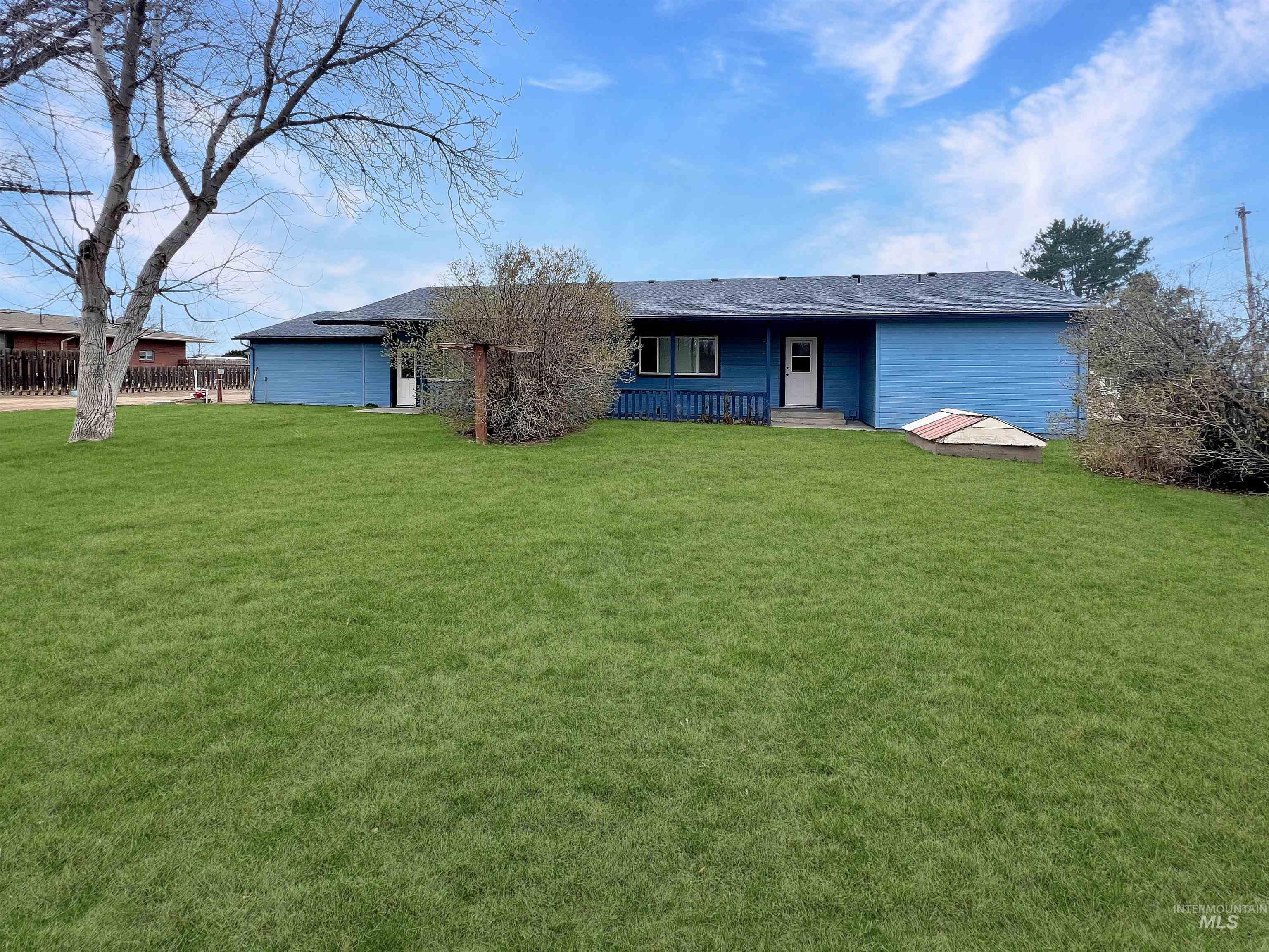 Ontario, Oregon 97914, United States, 2 Bedrooms Bedrooms, ,2 BathroomsBathrooms,Residential,Active,98650