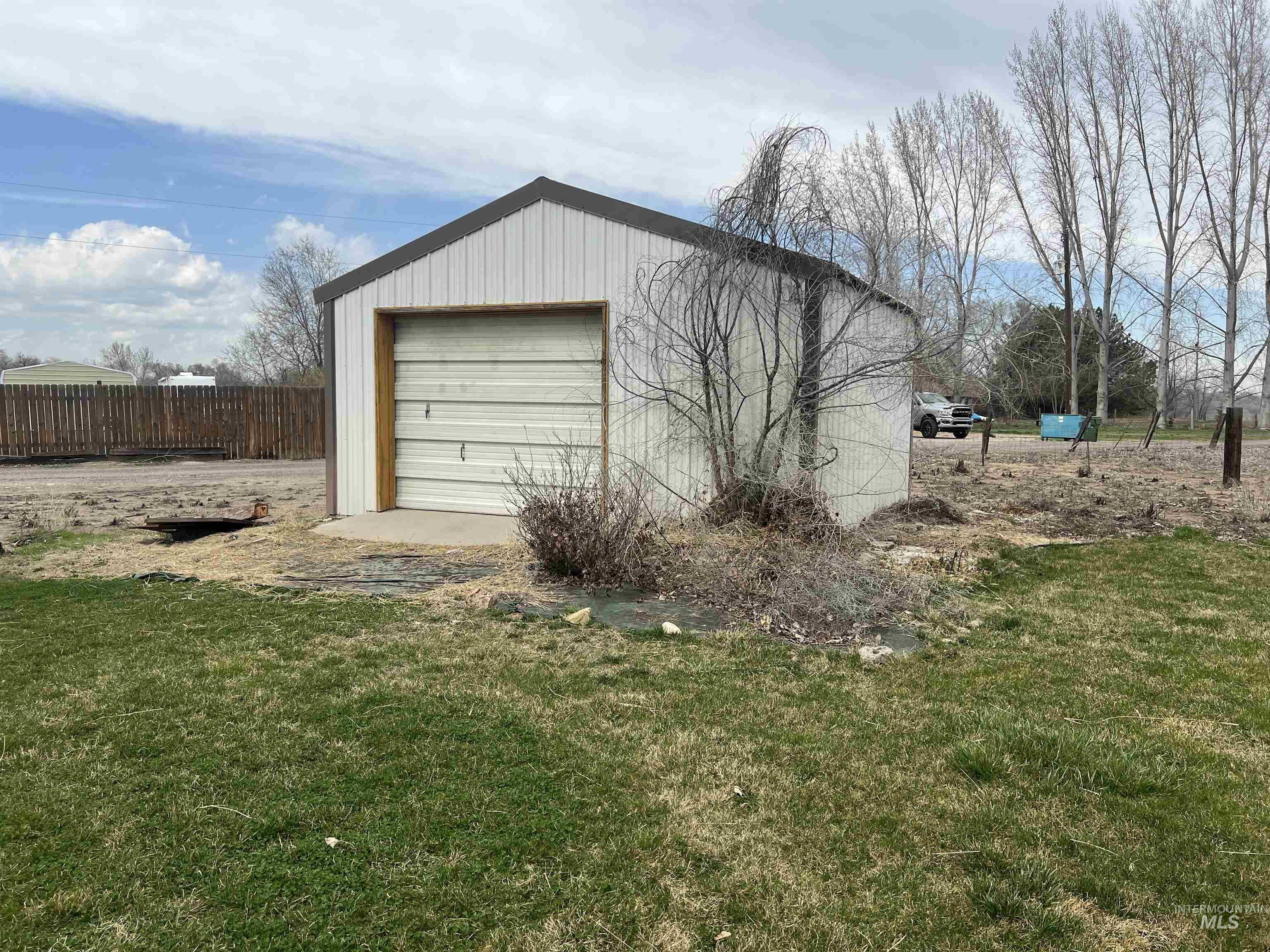 Ontario, Oregon 97914, United States, 2 Bedrooms Bedrooms, ,2 BathroomsBathrooms,Residential,Active,98650