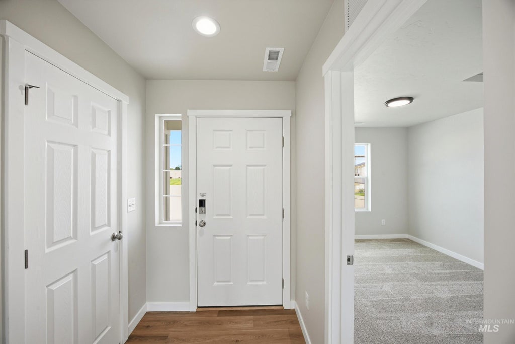 Photo of 14044 Shiny Spruce St, Caldwell, ID 83607 (MLS # 98992077)