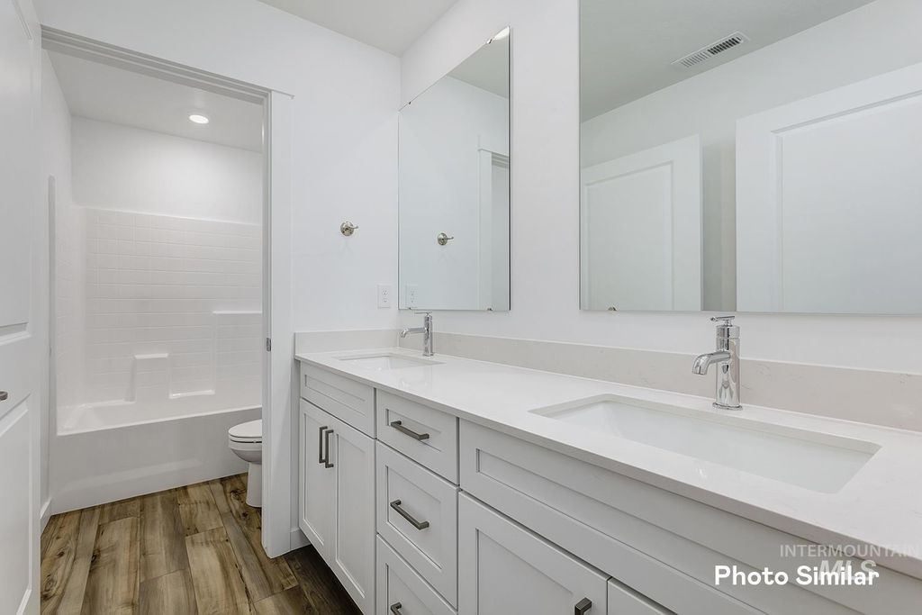 Photo of 1315 S Bobby Ave, Kuna, ID 83634 (MLS # 98969270)