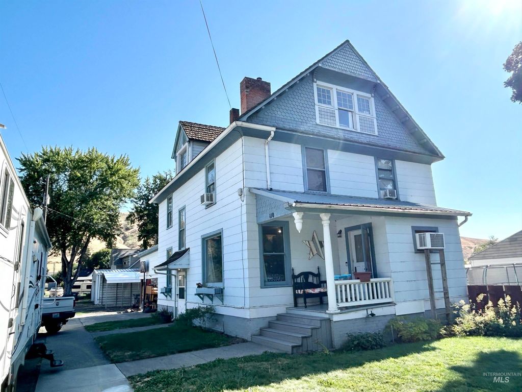 Photo of 110 S 2nd St, Pomeroy, WA 99347 (MLS # 98956327)