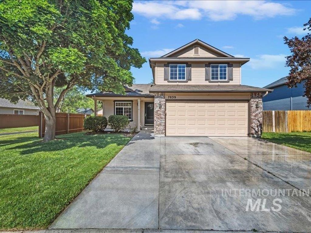 Photo of 7839 N Duncan Ln, Boise, ID 83714 (MLS # 98986510)