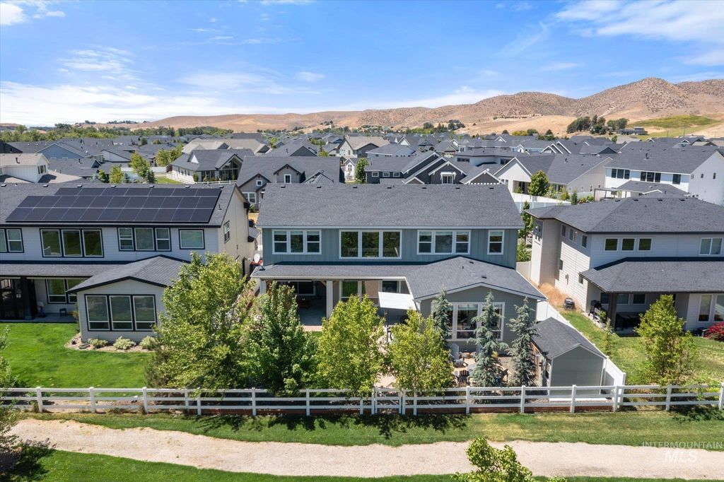 Photo of 14060 N Quail Covey Way, Boise, ID 83714 (MLS # 98990036)