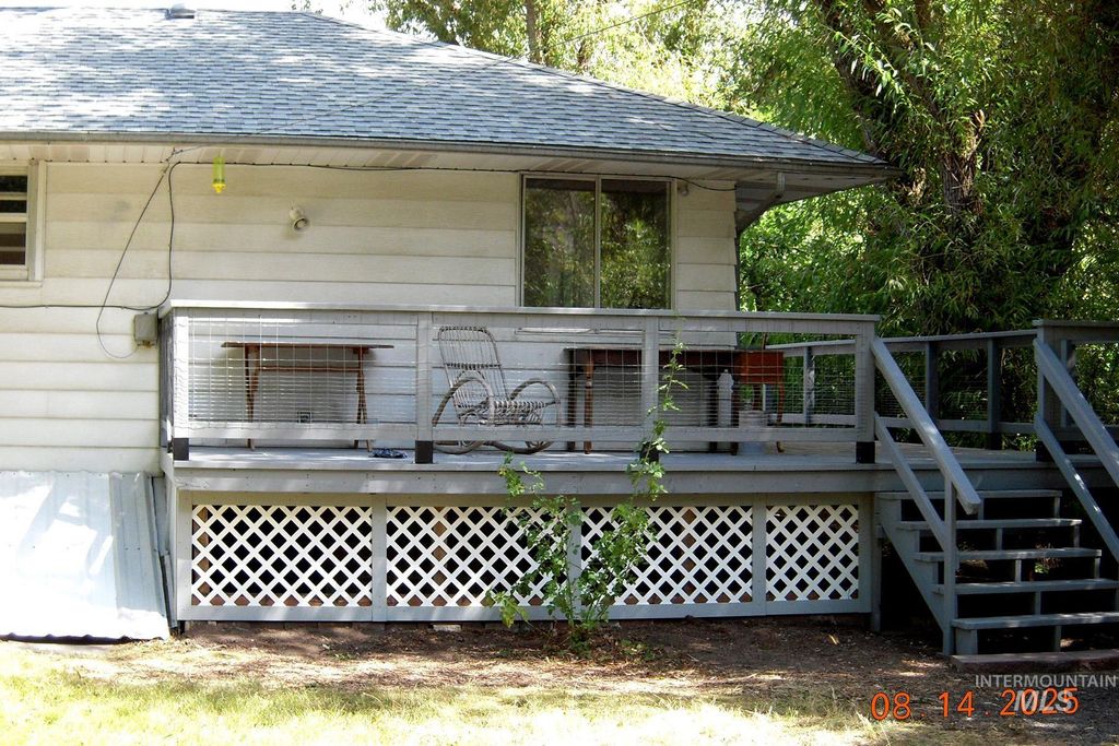 Photo of 115 N Lincoln St, Moscow, ID 83843 (MLS # 98967842)