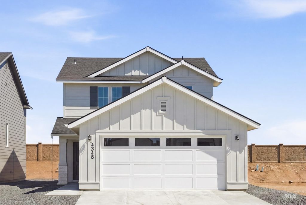 Photo of 4348 N Alameda Creek Ave, Meridian, ID 83646 (MLS # 98983678)