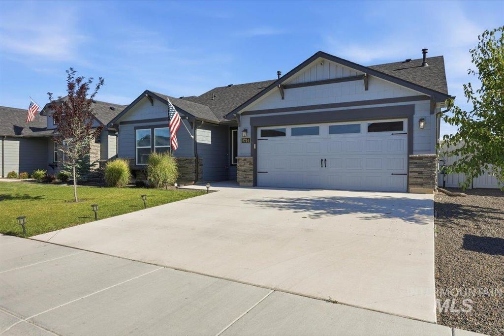 Photo of 5744 E Garby Street, Nampa, ID 83687 (MLS # 98992900)